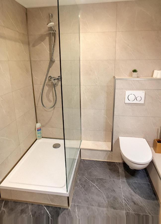 Vieux Nice- Bel Appart 3p, 5pax, Wifi Doglio Nizza