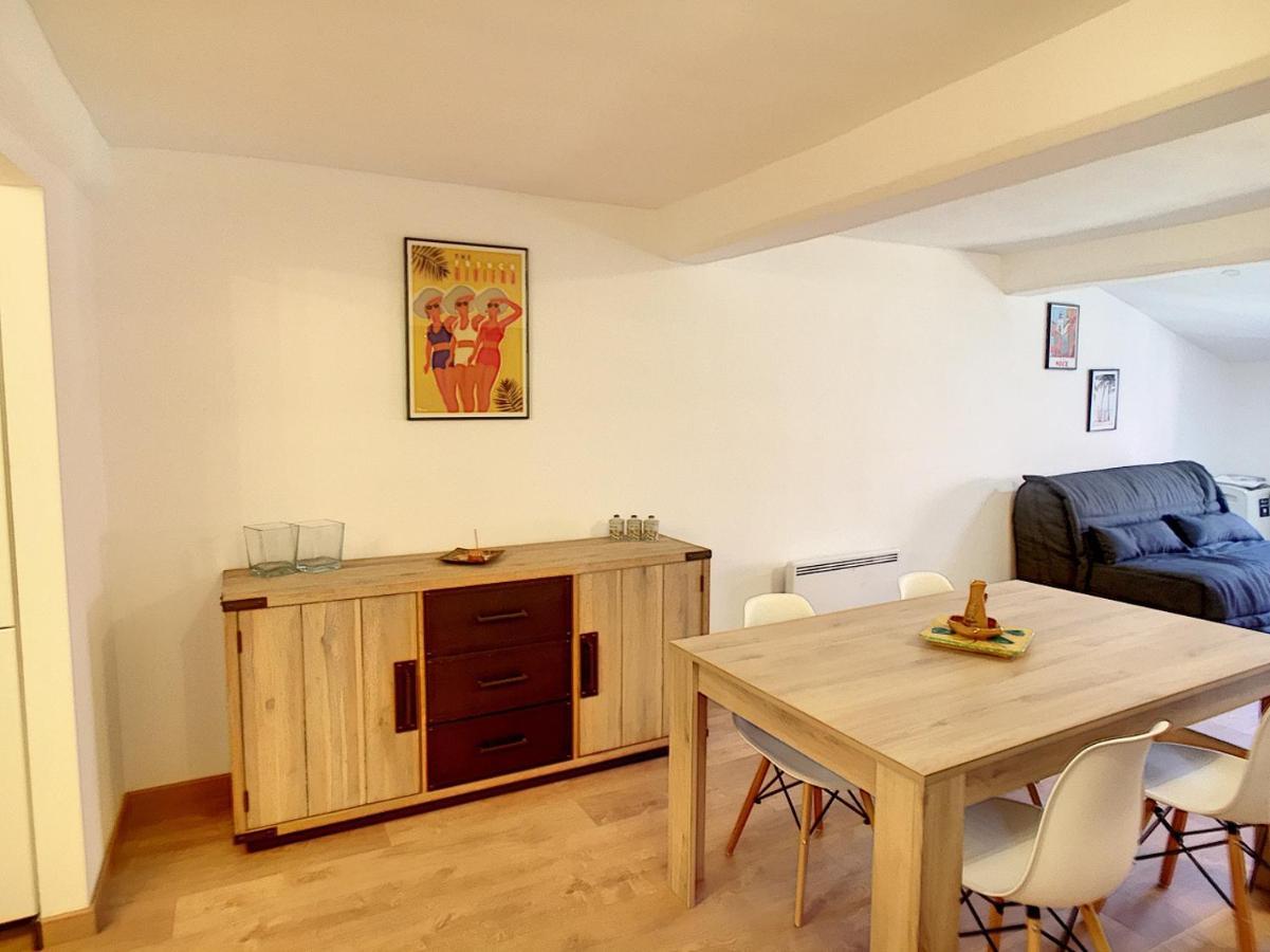 Vieux Nice- Bel Appart 3p, 5pax, Wifi Doglio * Nizza